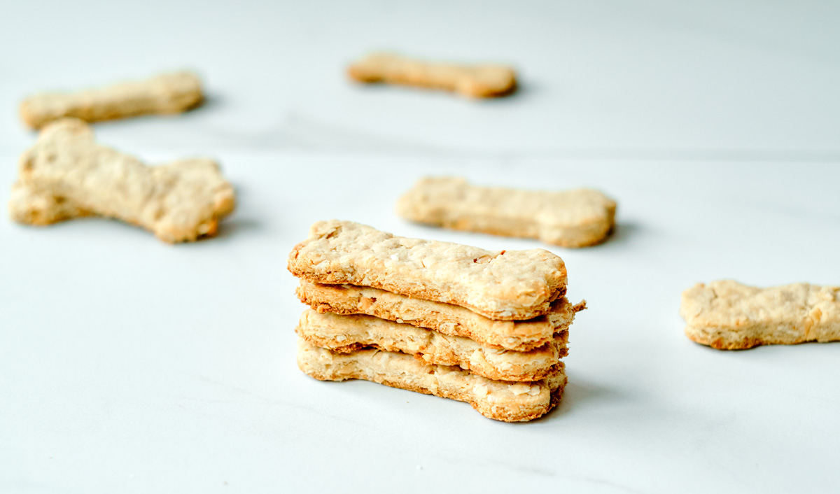 dog treats with rolled oats
